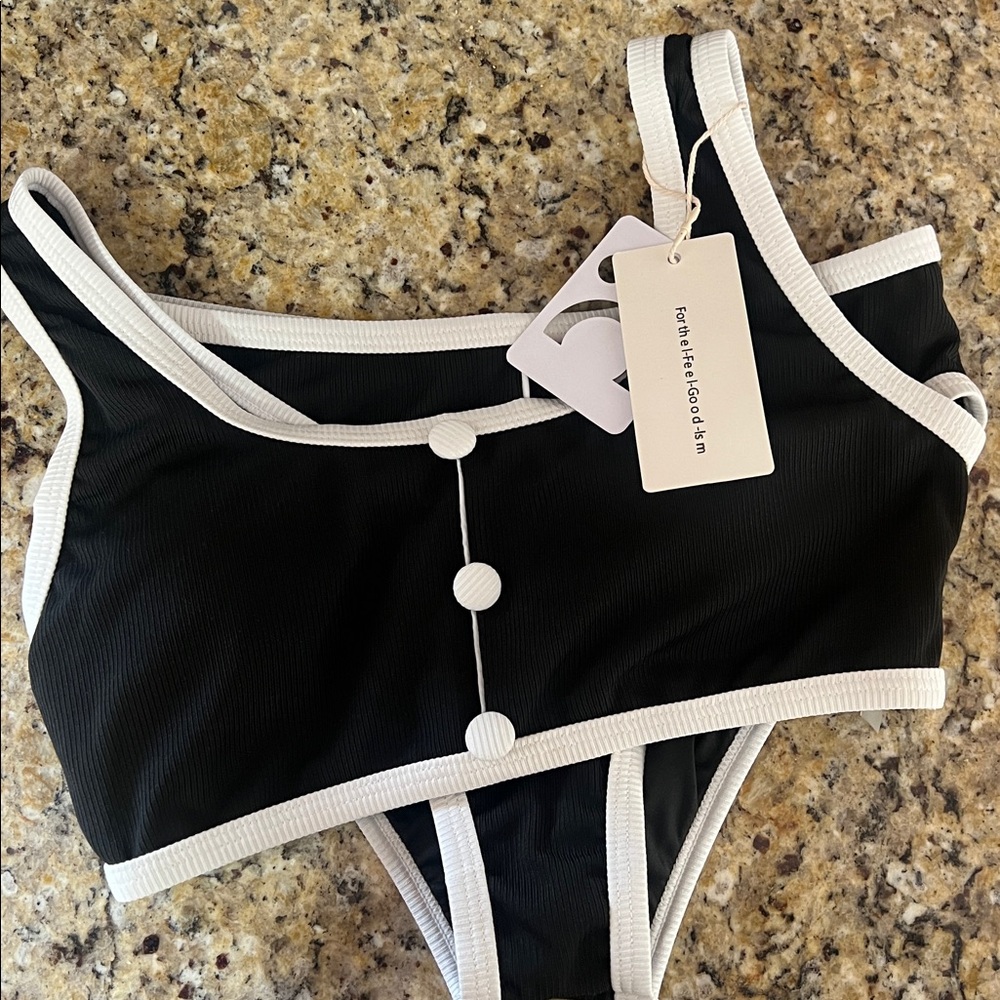 Commense Black and White Bikini Set